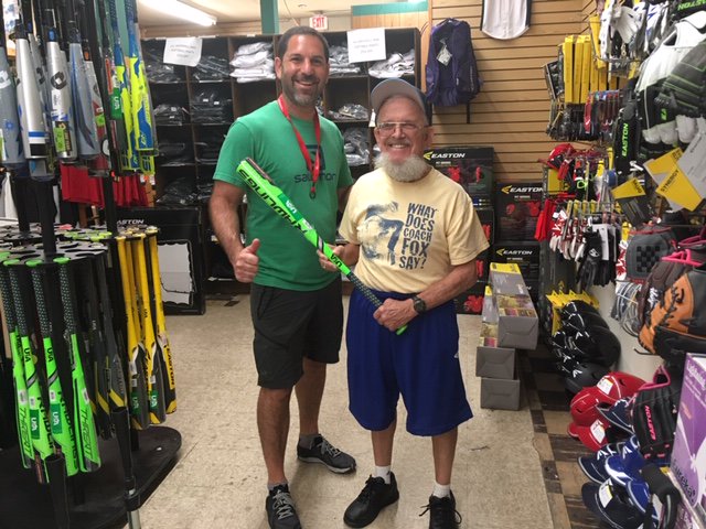 VACasualAdv's tweet photo. Getting ready for the #CoachFox #FallClassic. @VACasualAdv will have a booth this Sat w/ USSSA &amp; USA bats to demo, plus amazing prices on lots of #baseballgear!  #playball #supportlocal @ANSLL @DullesLL @VLLUpdates @ArlingtonLL @ABRarlingtonBB @MLLUpdates @FCKLL #Nats @Nationals https://t.co/Zq3tEtbJwH