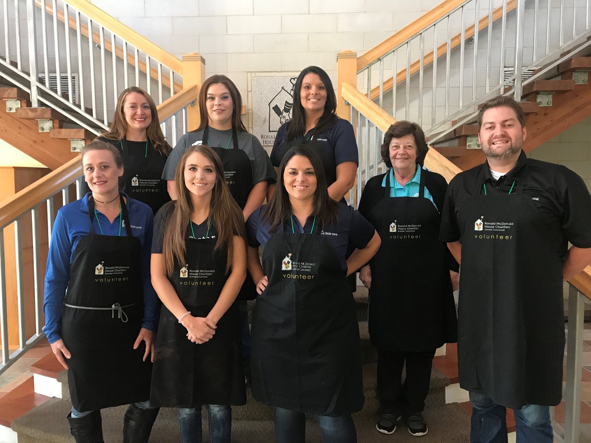 FSB_4_Me's tweet photo. Last week some of our staff had the opportunity to serve at the Ronald McDonald House Charities of Greater Cincinnati as part of our Give Back Program. #GiveBack2018 #FSB4Me https://t.co/KnRhWS96wR
