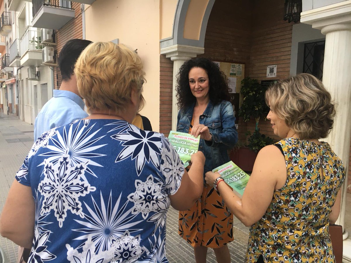 psoegibraleon's tweet photo. #SusanaCumpleConHuelva 
Planes de empleo. 
316.183,25 € para contratar a desempleadxs de #Gibraleón https://t.co/Ohb4bMZkSh
