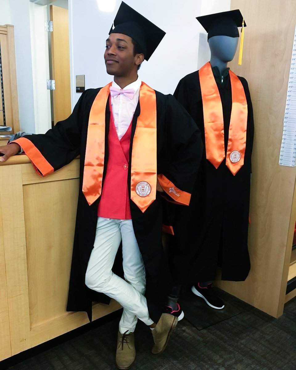 UTDAuxiliarySvs's tweet photo. Can't wait to be a #utdgrad? Graduation regalia are now available at the bookstore! Get your cap and gown, tassels, and UTD Stole of Gratitude today! Who's ready to be #utdone? https://t.co/9QoriB3i9O