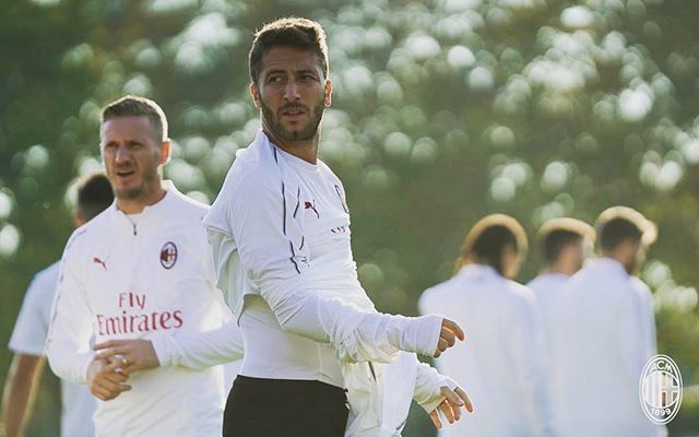 #trainingsession #milanello #milan @europaleague <a href="/acmilan/">AC Milan</a> <a href="/olympiacosfc/">Olympiacos FC</a> ift.tt/2QqELWM