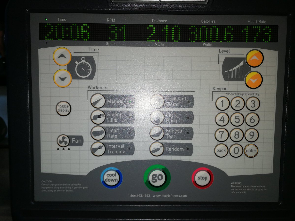 PShaunAdventure's tweet photo. Not my best work on the cross trainer after 20 minutes but I'm happy with this result. #operationReLoose2StoneContinues #GymLife #Crosstrainer #Disciplined #Selfmotivated #AfterWorkTraining #wednesdaynightTraining https://t.co/KZ4w3TZEEB