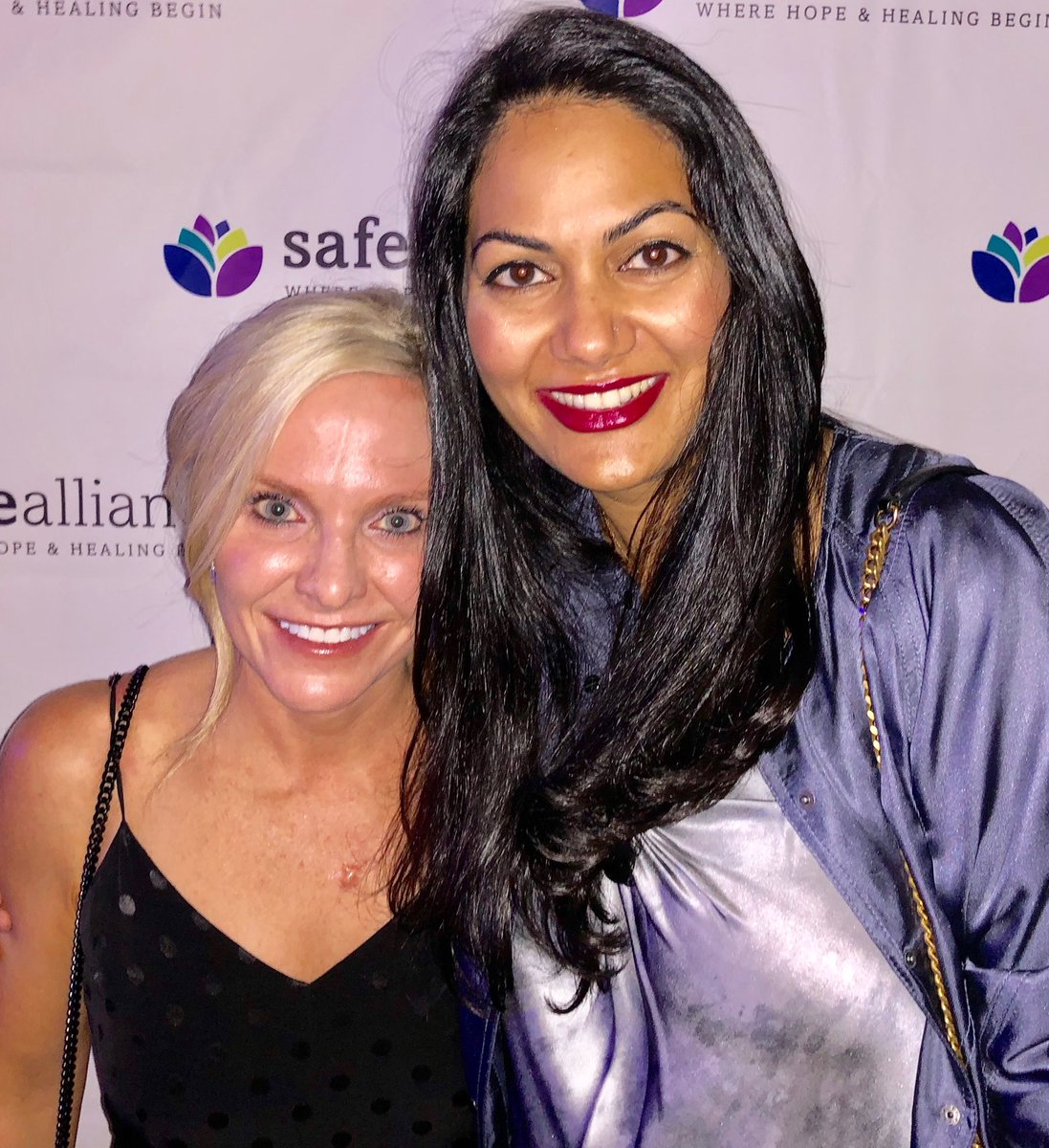 DrAmyVoci's tweet photo. Had a great night at Fighting For Women with Fashion @Safe_Alliance supporting a much needed cause! Really fun event in a room filled with amazing people. #FFWWF2018 #LCIbreast #bcsm #AtriumHealth #safealliance https://t.co/beyV3aUTnS