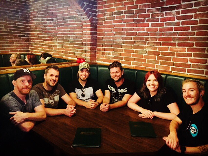 StoneBroken_'s tweet photo. Weโve had an awesome couple of days off in Atlanta...plenty of good food, friends, music and laughs ๐
If youโre ever in Atlanta check out @BambinellisGA the food is amazing! ๐
#Atlanta #DaysOff #Travelling #SBStateSide #America #WorthFightingFor #AintAlwaysEasy #NewMusic https://t.co/A4QfiShDkM