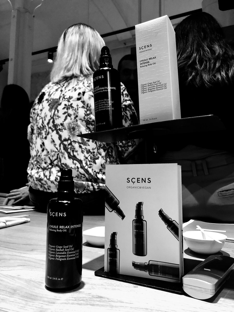 ScensEsp's tweet photo. Éxito de convocatoria del taller #BEAUTY #SKIN en el Hoyel YURBAN de #Barcelona. #cosmetica #cosmeticaorganica #cosmeticavegana. GRACIAS! https://t.co/eDGaFPT5kn