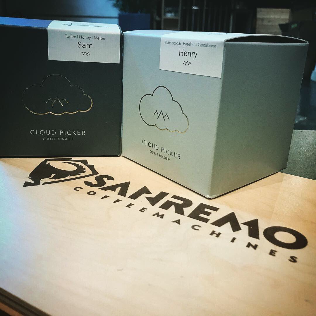 Sanremouk's tweet image. When the branding is as on point as the product, you know you’re onto a winner... ☁️ Our friends at @CloudPickercoff have nailed it!
• • • 
#cloudpickercoffee #cloudpicker #coffeeroasters #dublin #wearesanremo #branding #packaging #simpleisbeautiful #coffee #WednesdayWisdom