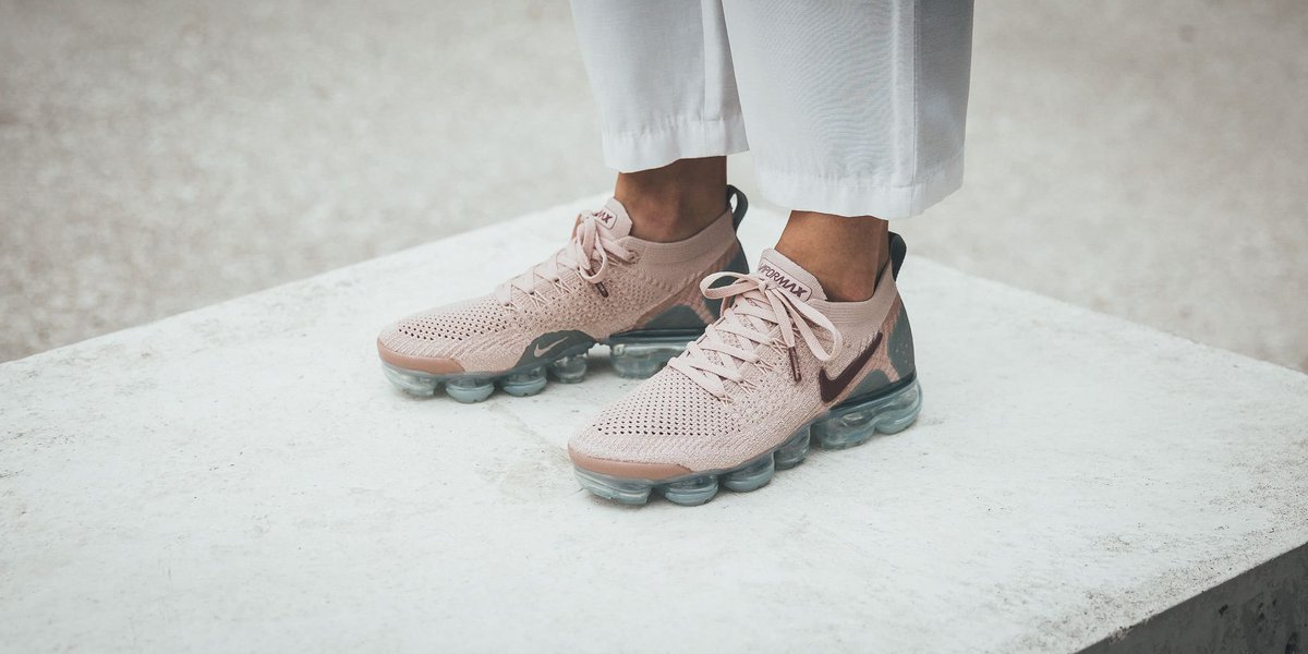 nike vapormax particle beige