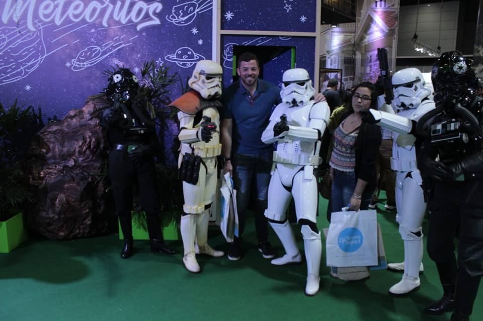 turismochaco's tweet photo. 🤩 #ChacoElSecreto otra vez en la @feriadeturismo 📸!
Los turistas en el stand 1061 del pabellón nacional conocieron👇
🤗🥃 #SaboresDelChaco✨ #CampoDelCielo y el #meteorito
💃 #ElectroMalambo 🎸Taller de N'vike🤤 #EscuelaDelMate
¡#GRACIAS! A todos los que hicieron posible! https://t.co/HOgPXTCJGz
