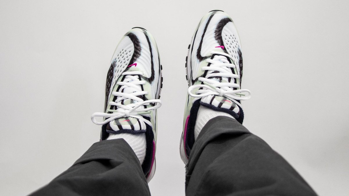 nike air max deluxe enamel green