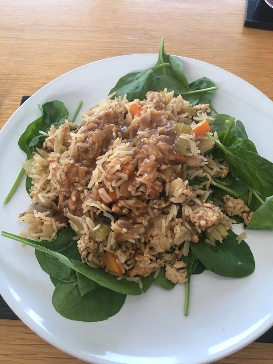 JOFELL72's tweet photo. @pinchofnom #PoN #dirtyrice #turkeymince #spinach #pinchofnom #slimmingworld https://t.co/F2AptoBppD