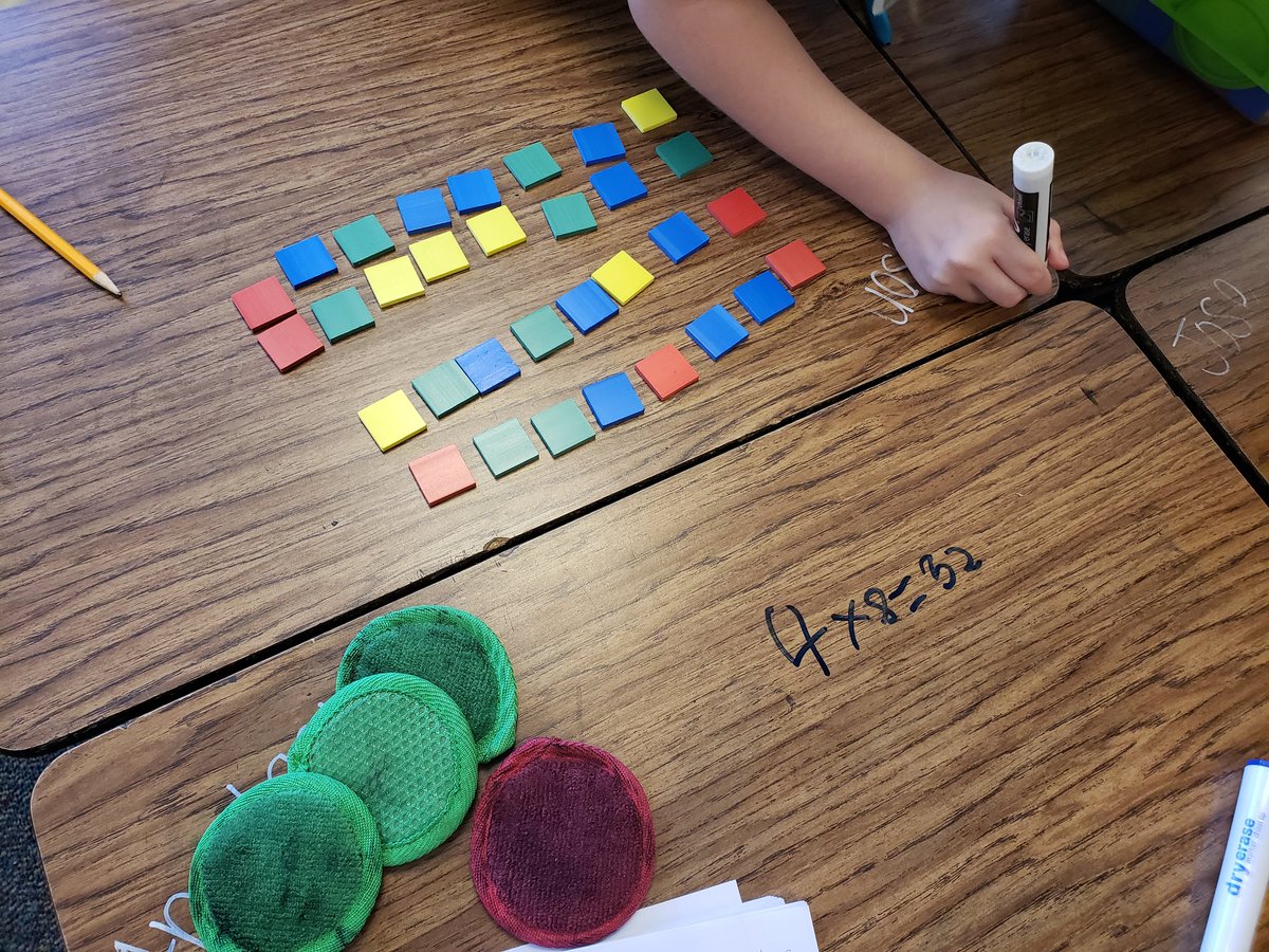 LivelyEagles's tweet photo. Array building competition in @bishopbrit class! #wearelively https://t.co/8NLAAL3jxt