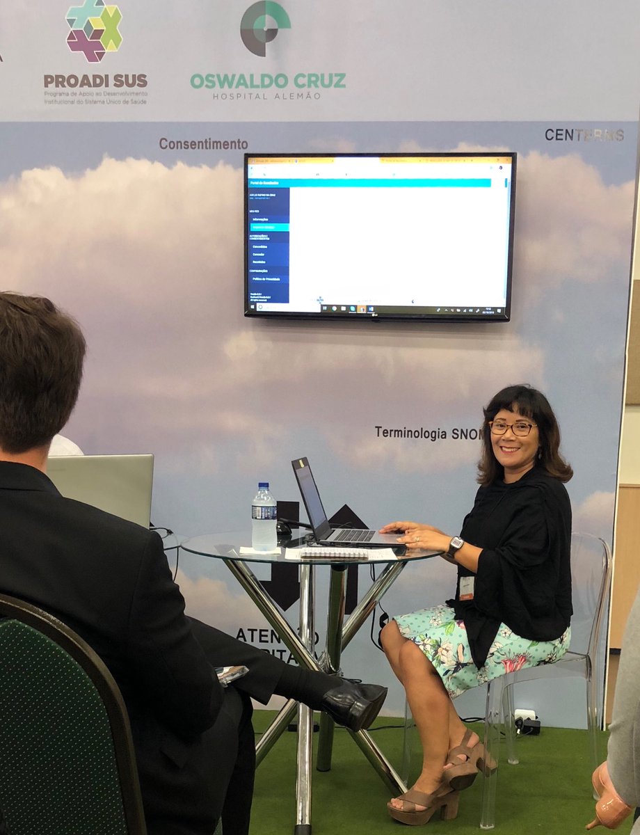 bfleao's tweet photo. #cbis2018 - Adriana Kitajima apresentando roteiro verde de interoperabilidade!! Parabéns HAOC!!!! https://t.co/a3QGrAetsl