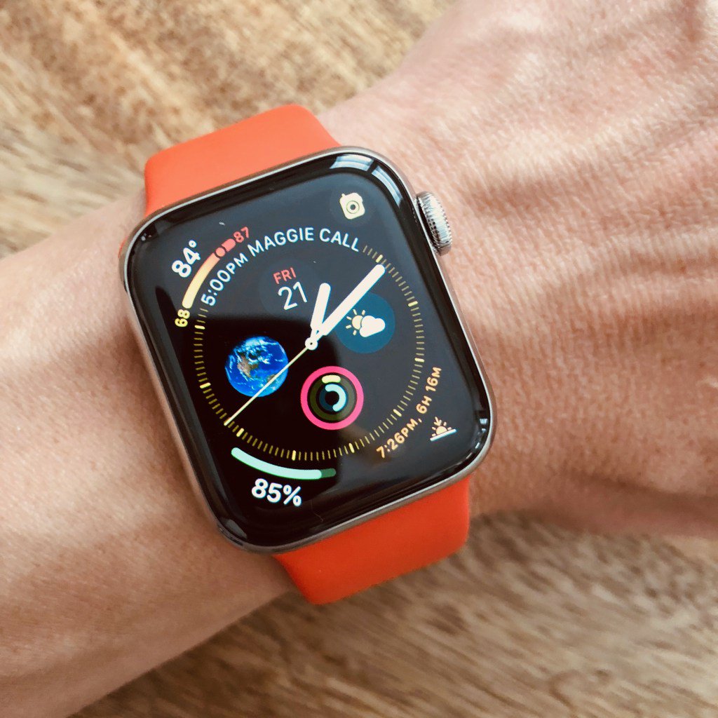 Technology and Aging in the WaPo: Senior Consumers and the Apple Watch humanfactorsblog.org/2018/10/03/tec…