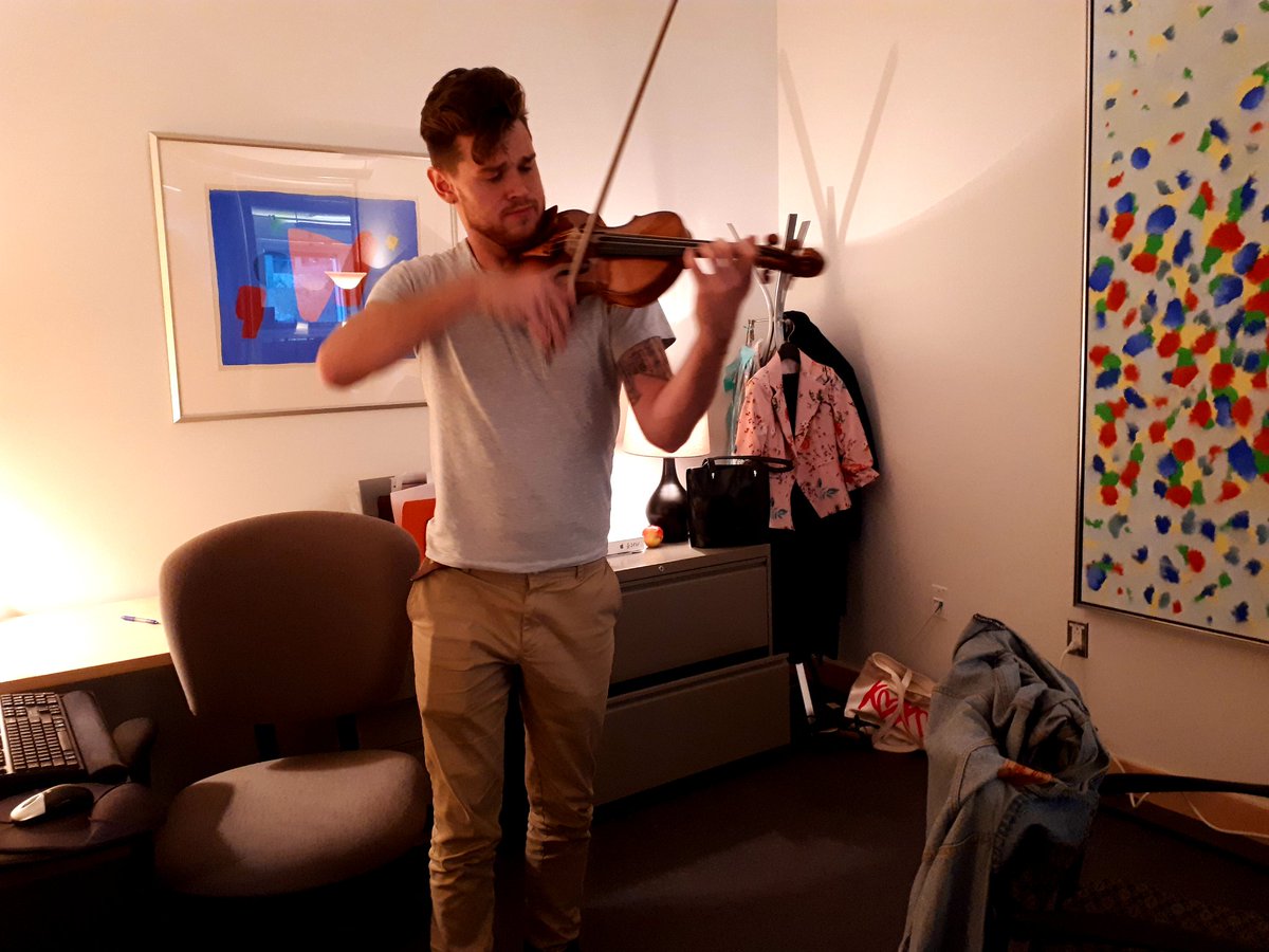 CanadaCouncil's tweet photo. As if this day couldn't get any better: #InstrumentBank winner @VlnBlake stopped by the office and played his "new" 1729 Guarneri del Gesù violin before heading over to the @CanadasNAC for tonight's #NACgala! 😍🎻🎶 https://t.co/vsSi3ApULp