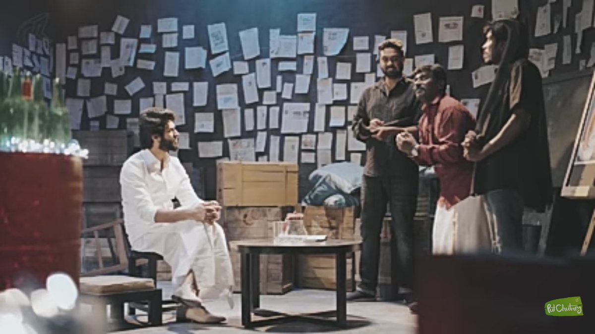 arvindh_vjay's tweet photo. @TheDeverakonda 👑👑👑waiting for #NOTAonOct5 😍😍✌️✌️ one day more #NOTA pre-booking seaiveergala..😉😉😉✌️✌️✌️ awesome speech at #putchatny u rocked it the show brooo...❤️❤️❤️😍😍😍 #NotaOnFriday https://t.co/iyGCPhUYkB