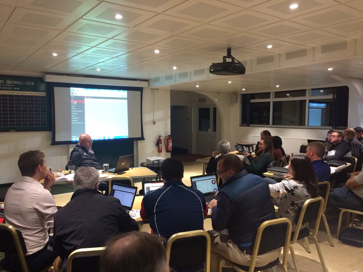 McComN's tweet photo. Berkshire Clubs GMS Workshop in full swing!! @OxfordshireRDO sharing expert knowledge! Great questions from the floor @BerksRFU @BerksRFUDev #growthegame #GMS #uptodatedata https://t.co/9AlZjZ6ZhQ