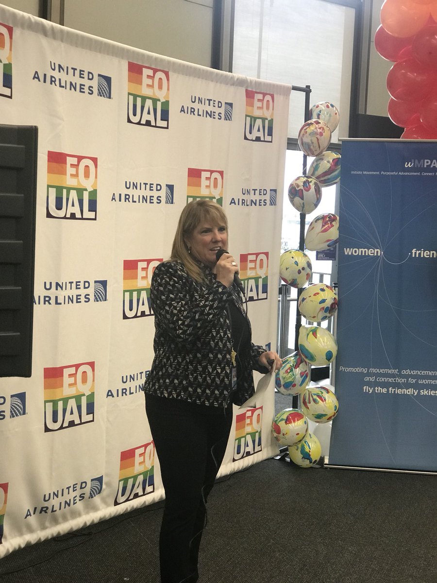 Our Managing Director <a href="/Auggiie69/">Lori Augustine</a> presenting for our #uIMPACT event #WhyILoveAO #beingunited <a href="/weareunited/">We Are United</a> <a href="/LouisSmilanich/">Louis Smilanich</a> <a href="/NeumannCatalani/">Jessica Catalani</a>