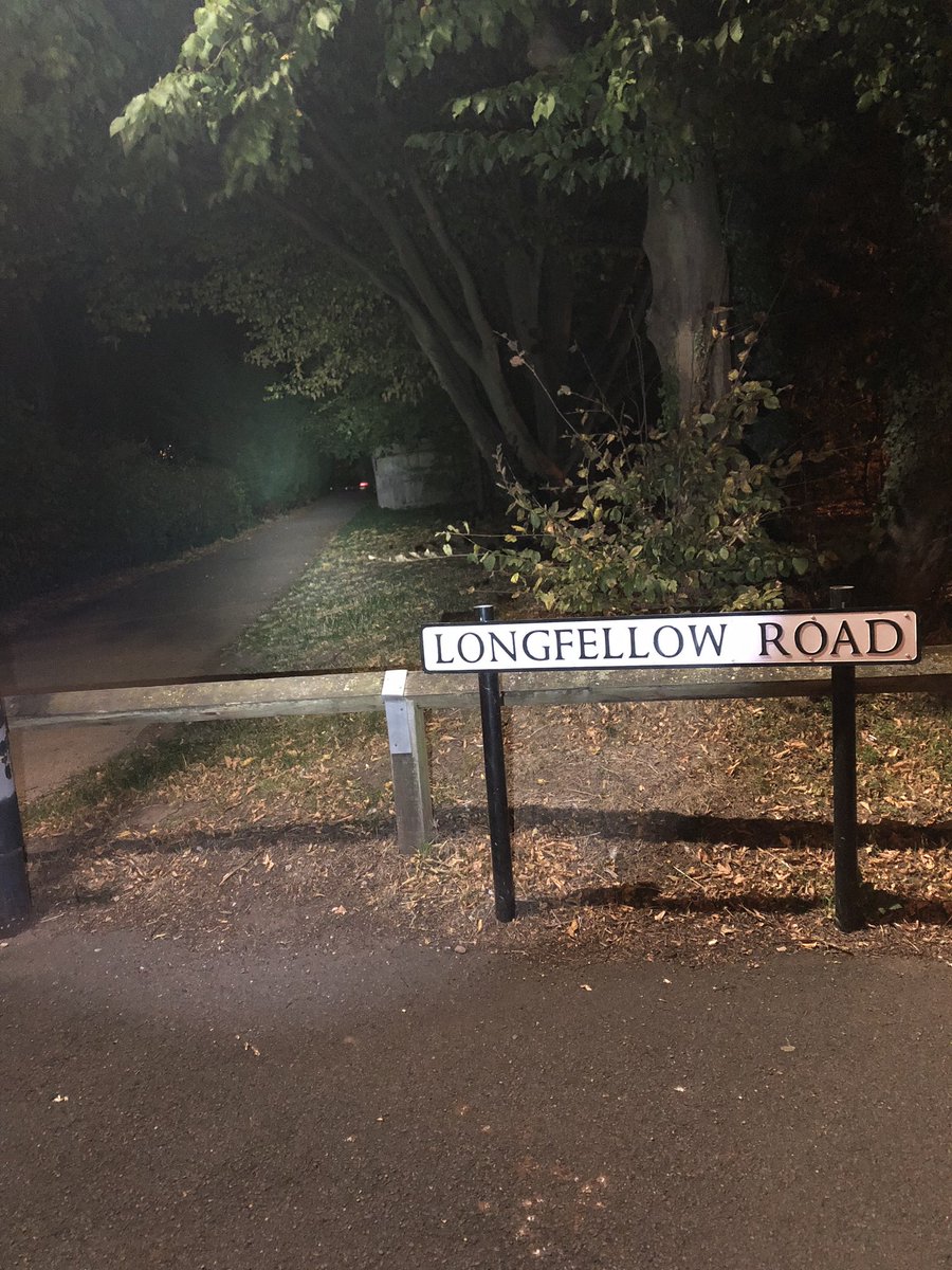 StratfordCops's tweet photo. Evening patrols of #TrinityMead focussing on reported #ASB hotspots-no issues to report. #CommunityPolicing #Priorities https://t.co/OW6Y239PTS