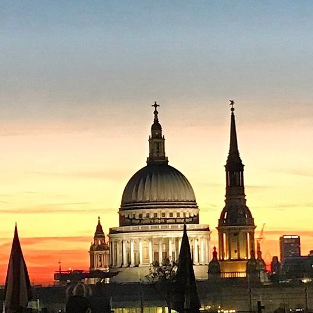 liquidviews's tweet image. St.Pauls sunset. ift.tt/2zPw1UA