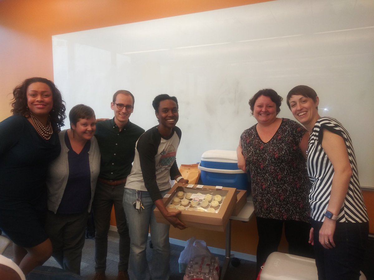 SSideman's tweet image. Thank you @LainesBakeShop for brightening our lives with your warmth, spirit, and AMAZING cupcakes. @CSHInfo