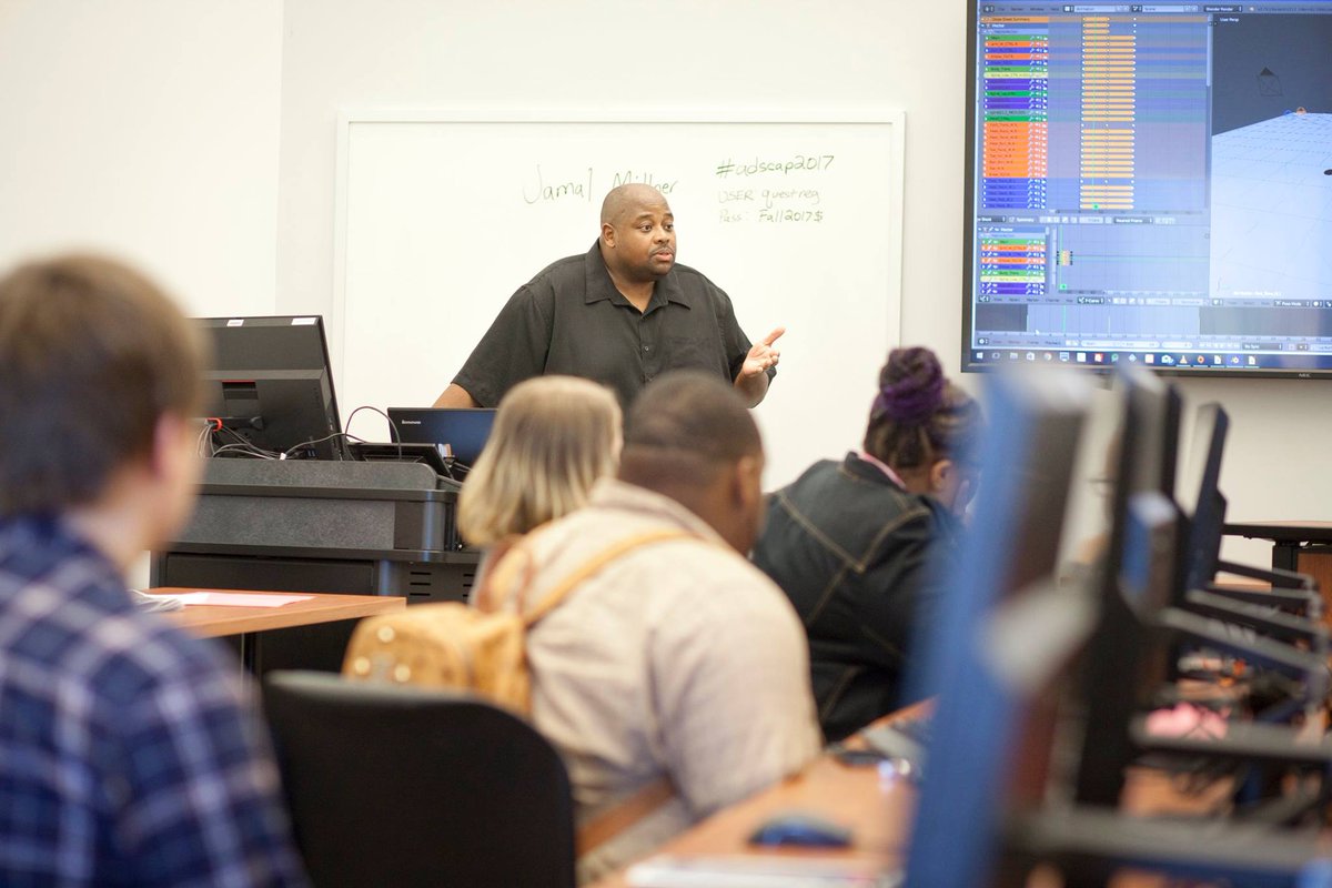 daproanoke's tweet photo. DAP is busy preparing for AdScape 2018 to be held on October 25 at Radford University! This unforgettable educational and motivational day-long program is funded through the support of generous sponsorships. To learn more and to register, please visit https://t.co/YGisjMT5LJ https://t.co/GuXD80GgGo
