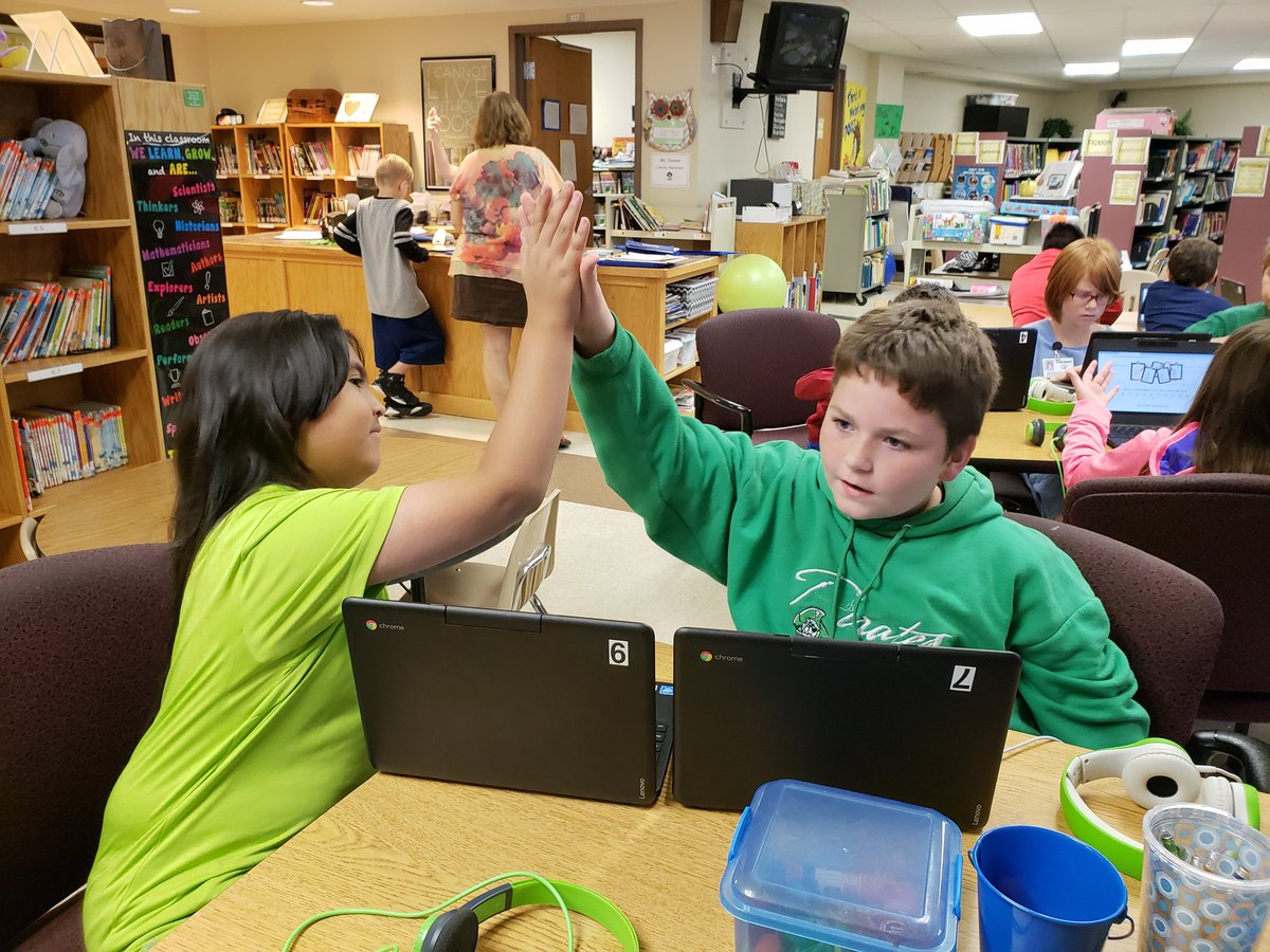 MichelleRHouse's tweet image. Great seeing students achieve success! #breakoutedu #pesd32