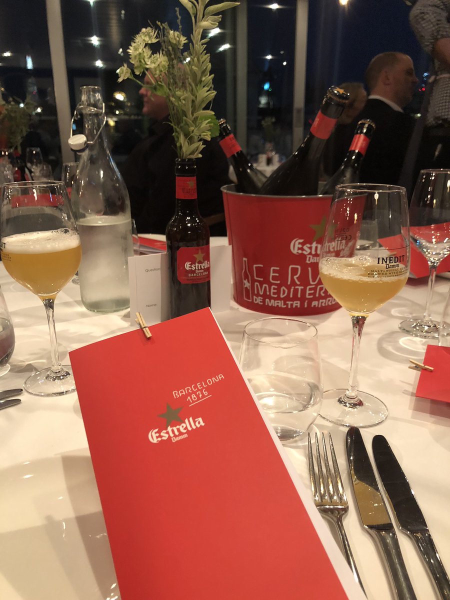 YoungsPubs's tweet photo. The most incredible food has been served up tonight @thisissmiths for a very special evening hosted by @EstrellaDammUK and @Jose_Pizarro. You’ve done us proud @liamwalshchef #joseatsmiths  #farringdon #smithsofsmithfield https://t.co/U0FnkZ9ydF