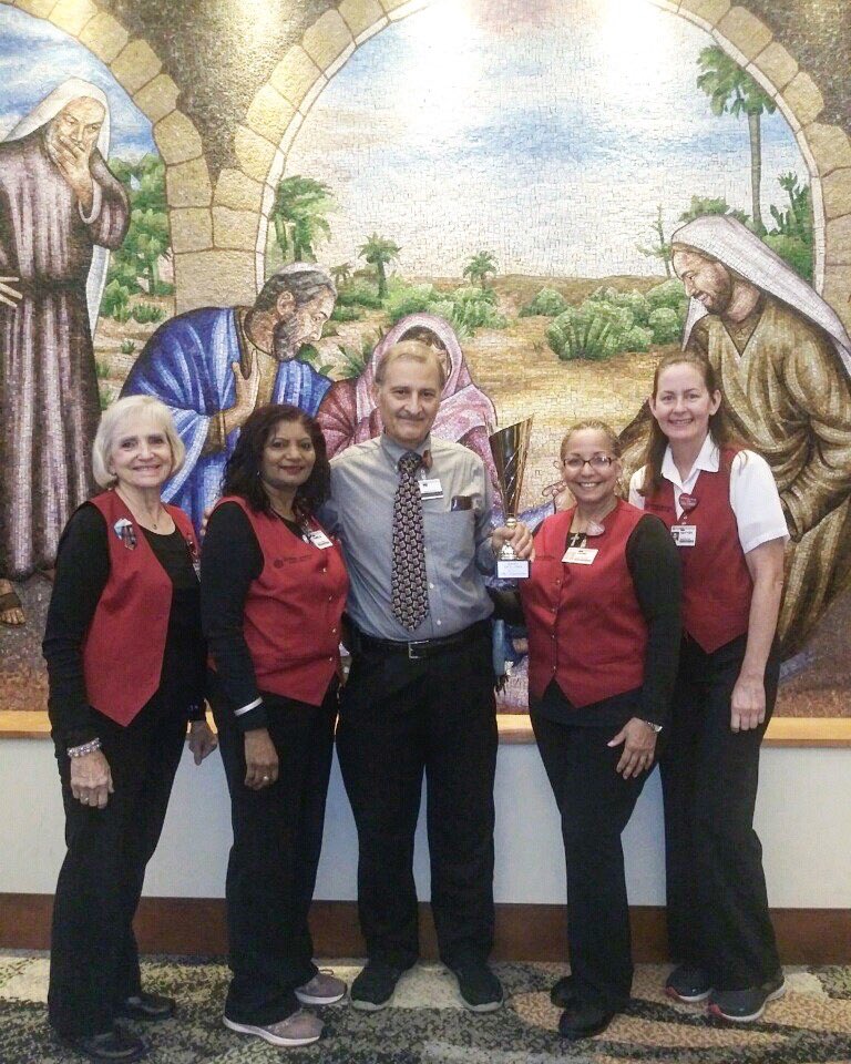 AdventHealthCFL's tweet photo. Check out this team!! Our Guest Services team received the STAR Department Award 🥇 🌟 They were given this award for the special ways they excelled at one of our service standards (love me, keep me safe, make it easy, own it) Thank you for all that you do! #feelingwhole https://t.co/PmsQYLhzhf