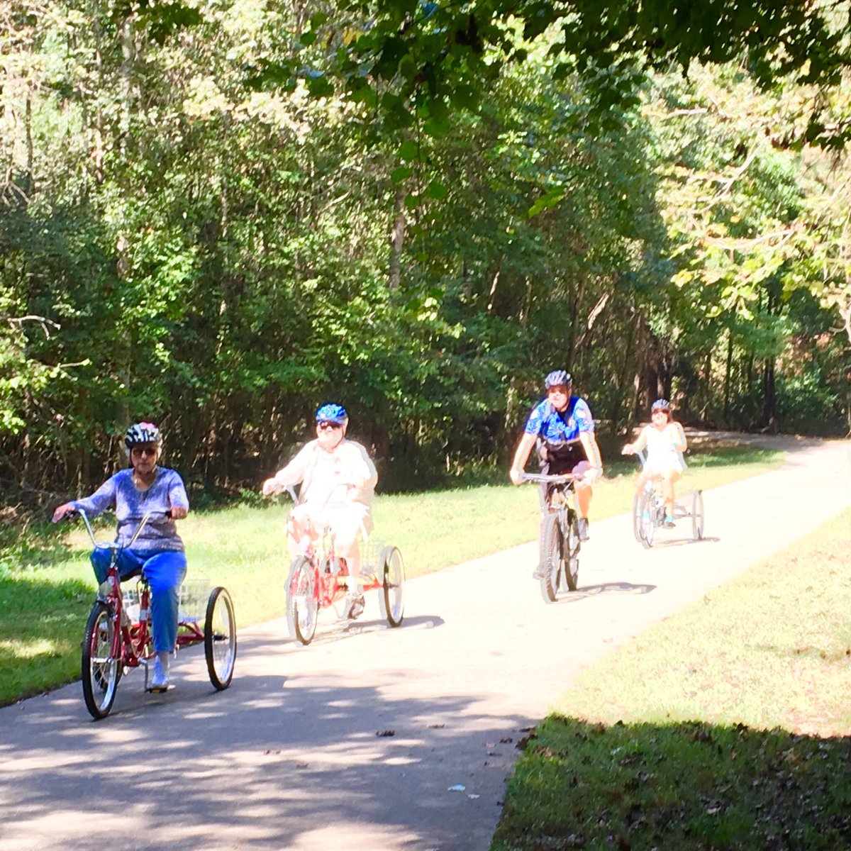 BikeAlpharetta's tweet photo. Great day Rock Mill Park on Oct2 for inaugural Senior Ride! New adult tricycles are a hit w/ Norma and Charlie! Thanks @AlpharettaParks @AlpharettaDPS #silverspokes https://t.co/1NNLKW2rOq