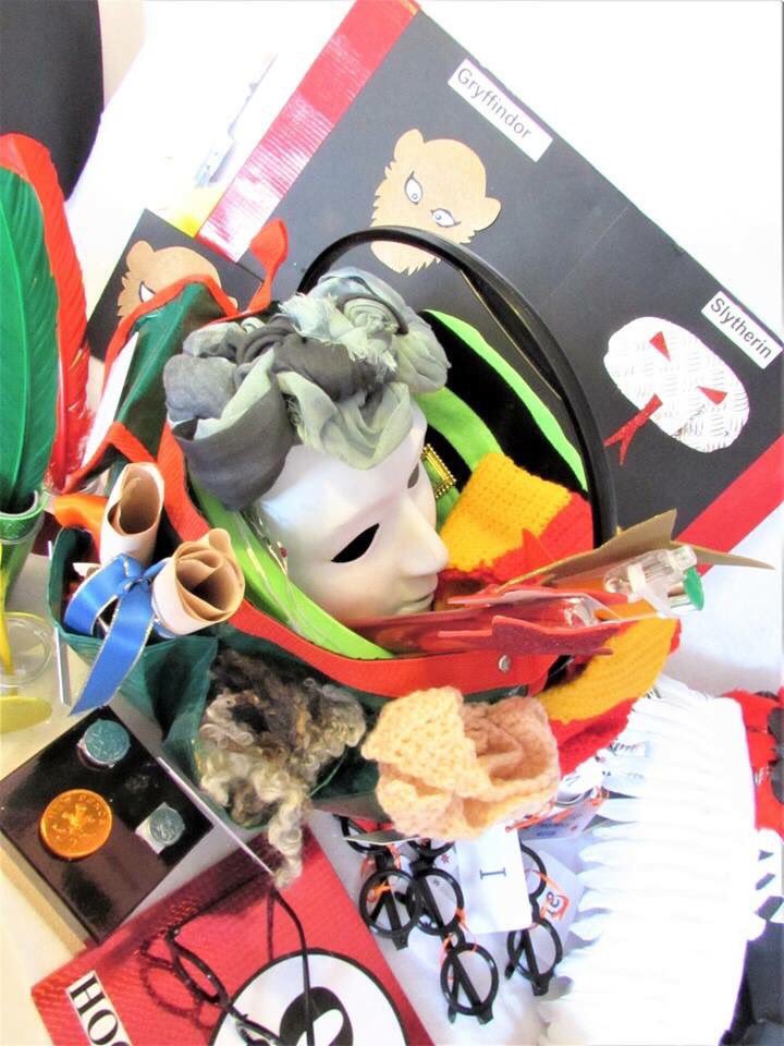 PositiveEyeLtd's tweet photo. Story Buckets are well loved at #PositiveEye check out these four fun filled literacy experiences waiting to be shared!
Story Bucket Photos of;
🔸Peace at Last,
🔸Harry Potter,
🔸Frozen,
🔸Traction Man and the Beach Odyssey https://t.co/xINoXsye7j