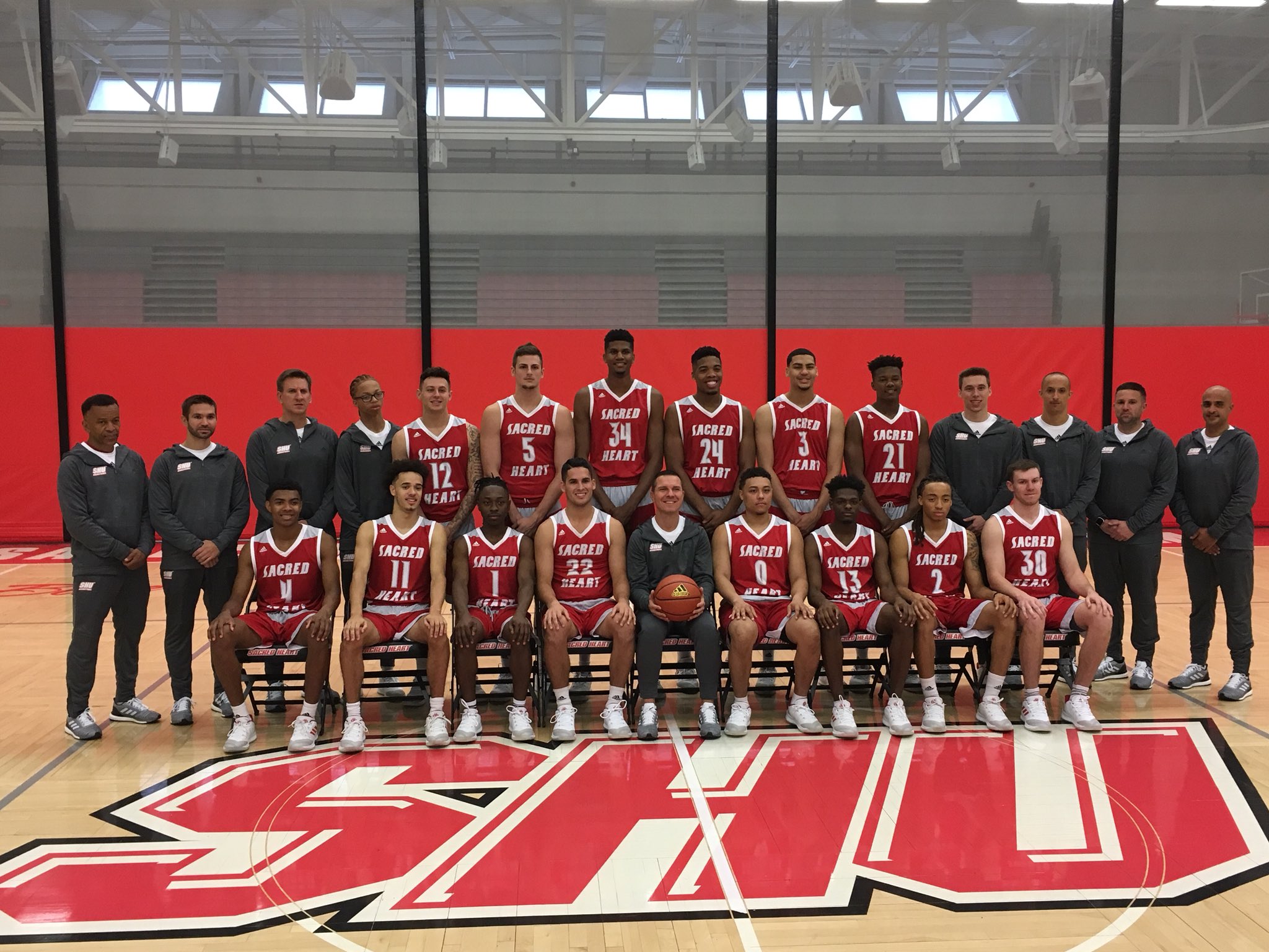 Sacred on sale heart basketball