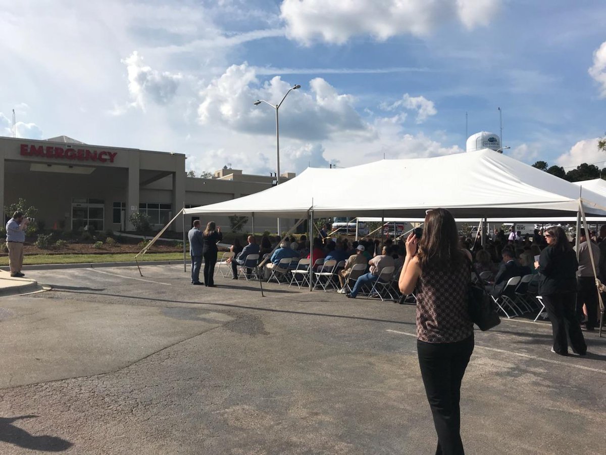 nchospitals's tweet photo. An exciting day as Maria Parham Health hosts the opening of its emergency room and behavioral health unit at Maria Parham Franklin, bringing greater access to quality care and 65+ jobs to the area. https://t.co/Ip5oZst9qJ