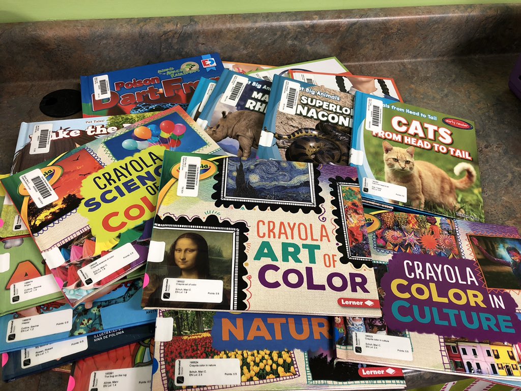CarverTPSD's tweet image. ❤️ #newlibrarybooks #TPSD