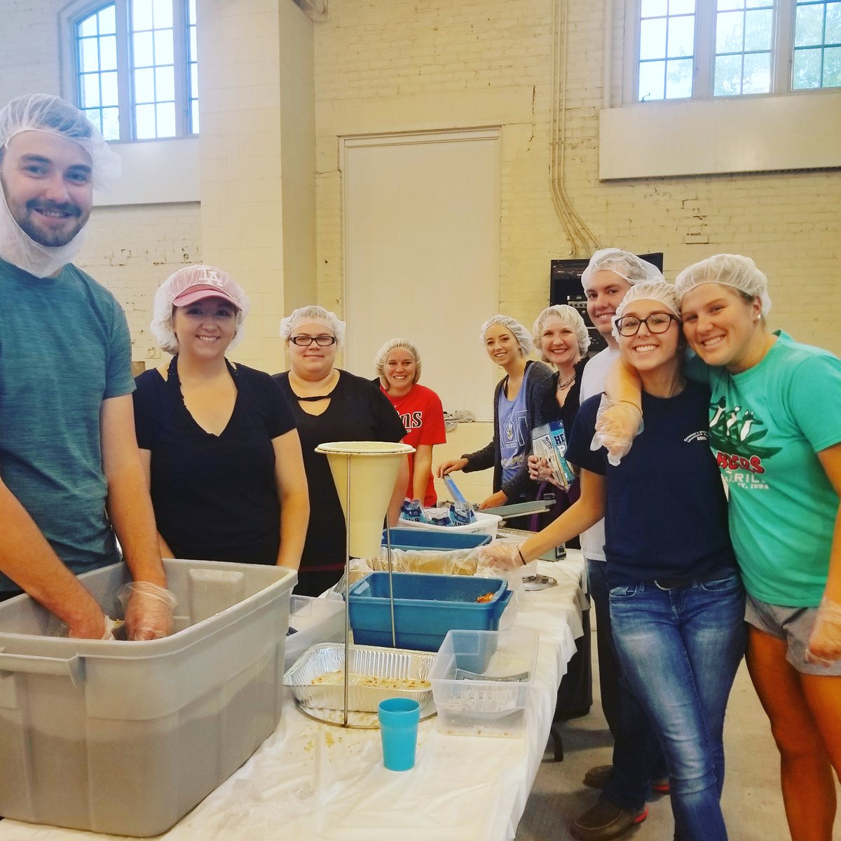 iastate_cals's tweet photo. #CALSweek day 3 included lunch (sponsored by @Bayer, @iowa_corn & @IowaFarmBureau) and the @ISU_BlockBridle #HungerFight (sponsored by @Elanco, @SeaboardFoods, @KentNutrition, @CF_Farms, ISU Animal Science, @IowaEggCouncil & Jay and Heidi Mittag). Thanks to all who participated. https://t.co/JQqVMdAC5G