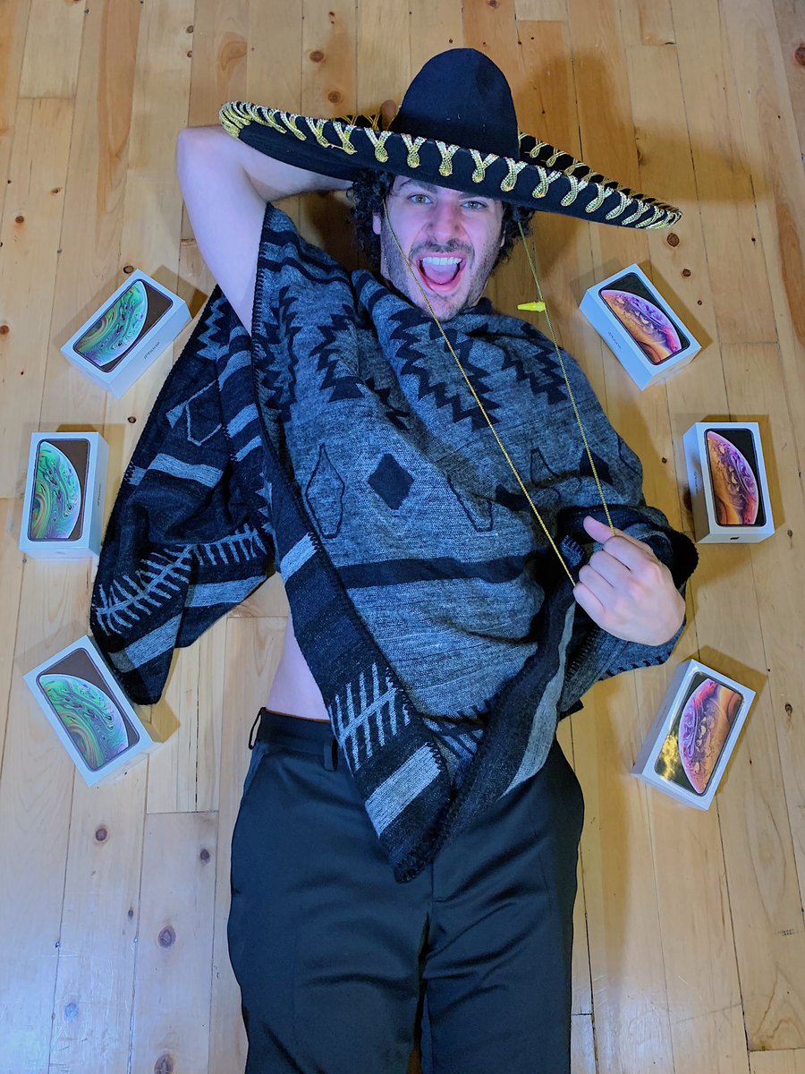 DebRyanShow's tweet image. ¿Cuantos Mexas 🇲🇽 participando por los iPhone XS? (Es Internacional) 🌎 #Rayito 3.0