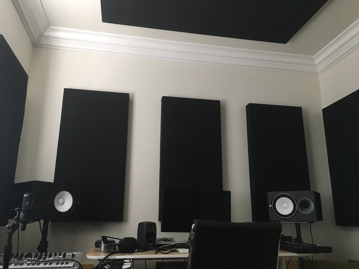 Here's a cool shot of a studio we treated with our panels. 😎
#mastering #music #studio #music #recording #acoustic #sound #panels #losangeles #california