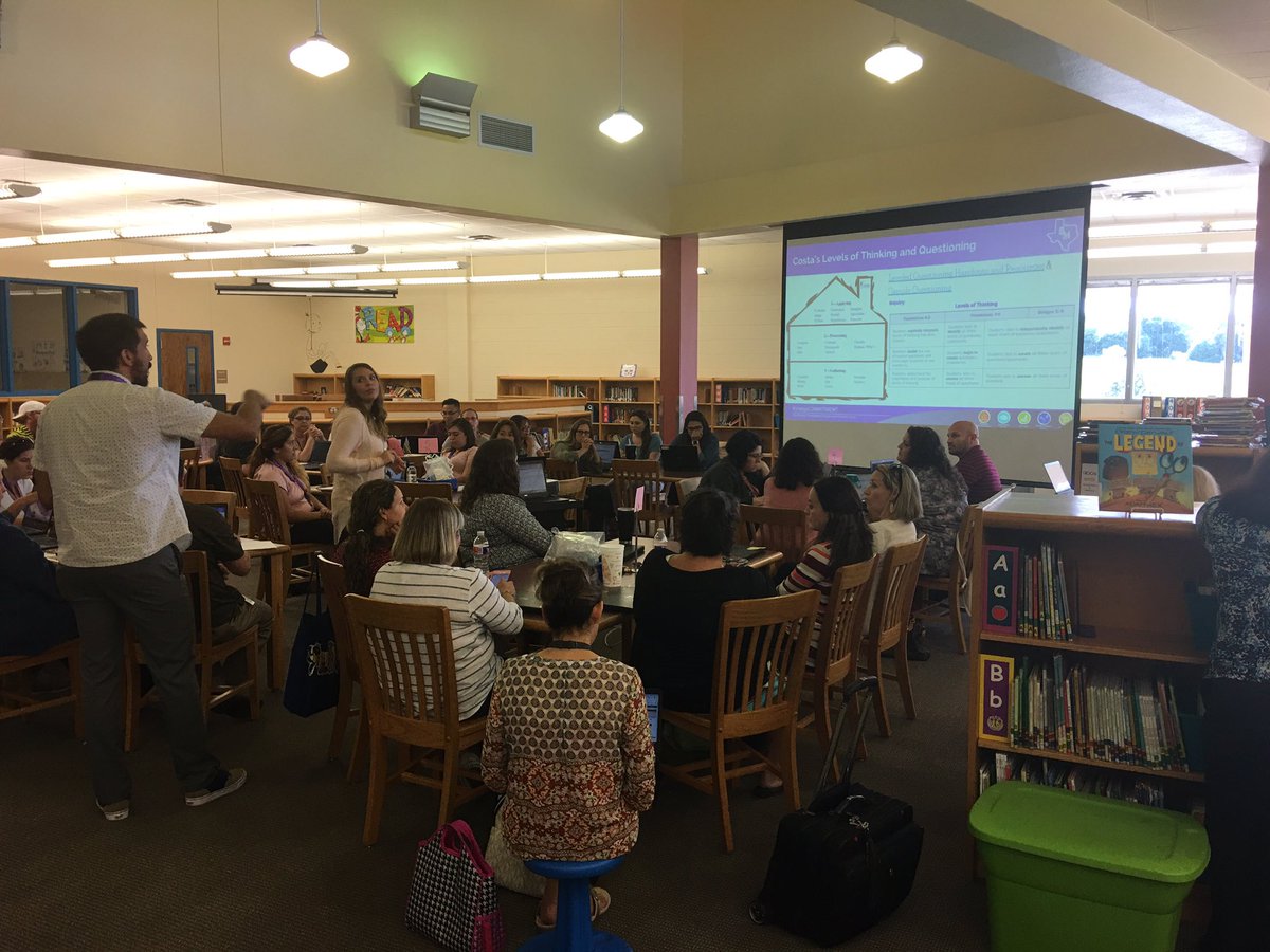 SMCISD_AVID's tweet photo. 🙌🏽 @DZDiamonds1 AVID Site Team delivering amazing PD on 🤔Costa’s Level of Thinking and Questioning🤔1️⃣-2️⃣-3️⃣!!! #IncreasingTheRigor 
#WICORWorks #AVIDWorks #AVIDfamily @SMCISD_supe https://t.co/g156AXyVED