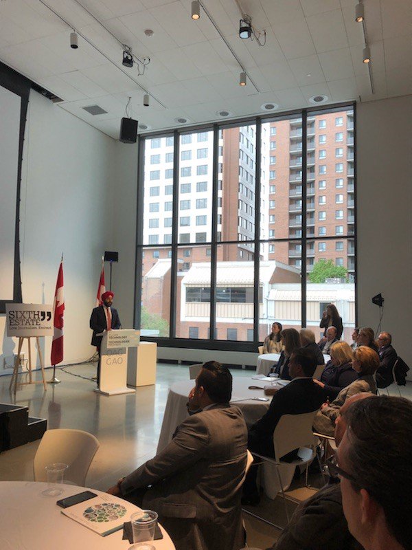 NavdeepSBains's tweet photo. DYK Canada’s Clean Tech sector ranks 1st in the G20? Today @SDTC_TDDC's APM, I announced our govt's $58.6M investment to help 14 #CleanTech companies across #Canada continue to create good quality jobs for Cdns, while protecting our clean air, water &amp; food for generations to come https://t.co/m9AnW6rwls