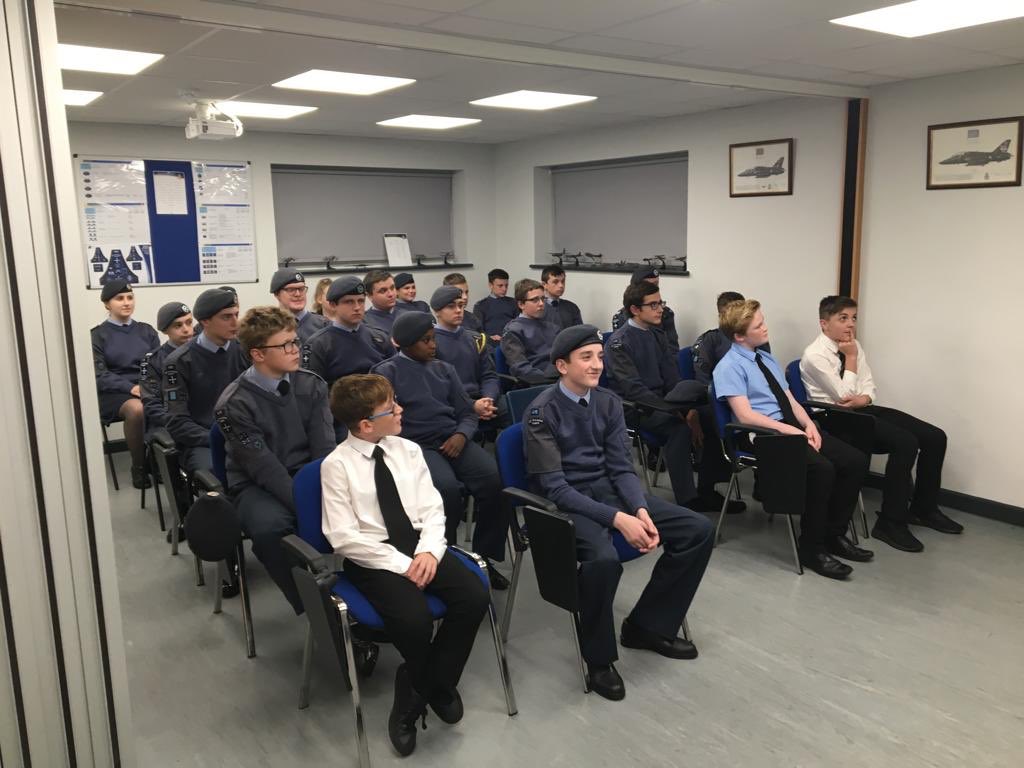 Gerald Jones MP 🇬🇧🏴󠁧󠁢󠁷󠁬󠁳󠁿🏳️‍🌈 tweet media