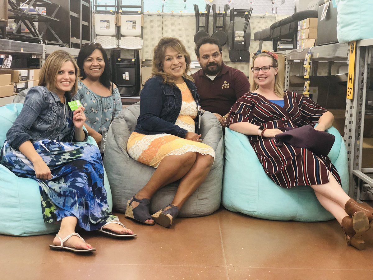 HdzMaestro's tweet image. 5th Grade getting cushy with our #CalmingSpace for our kids @NISDCable @NISDCounseling Thanks for everything! @SillerRosie @bertharamirez_ @janie_can_too @MrsWLindsey @RCarrizales80 #ThisIsNorthside #ThisIsCable #WeGoPublic