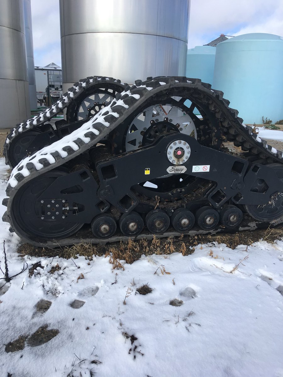 chadvandaele's tweet photo. For sale: 2016 soucy tracks, only used in ‘16, very nice shape, can deliver anywhere, $55K CDN, 204-522-0926, please RT https://t.co/fl1U4liZcE
