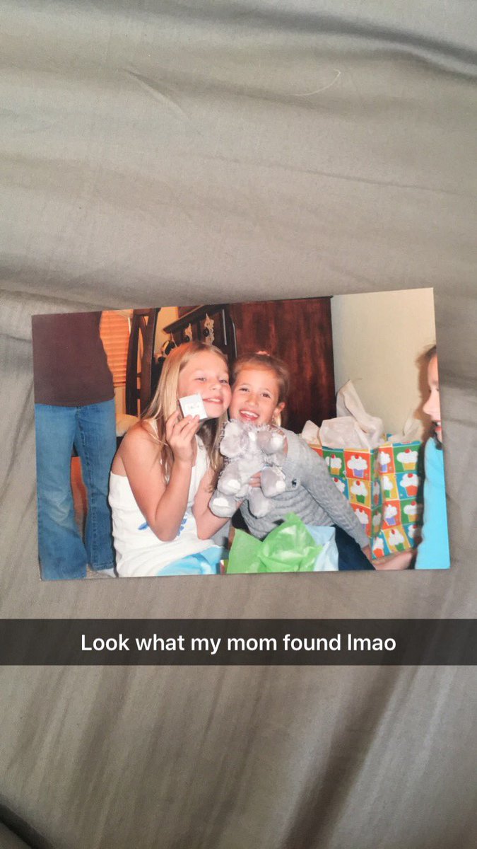 emilyandrassy15's tweet photo. Happy Birthday to the sweetest! I hope that your day has been nothing short of perfect and that junior year has been treating you well ;) thanks for being my neighborhood buddy way back in the day! Love you 😍😍 @sammystarchick https://t.co/CAoU8DniSx