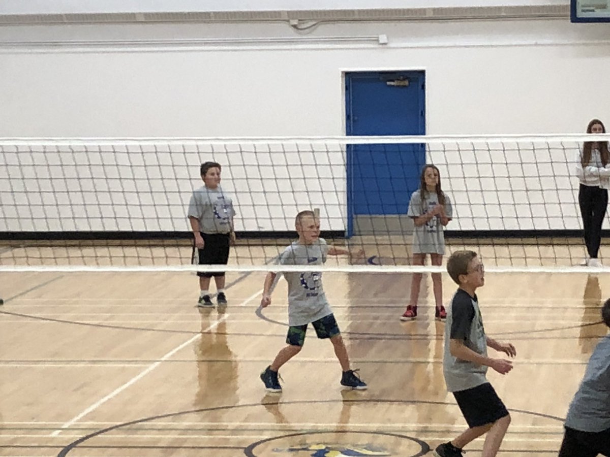lmeitzen's tweet photo. Fun afternoon playing volleyball. Thanks to our coach Mr. Stel, our junior coaches, and Morrin school for hosting. @deliabulldogs https://t.co/uPy3AqflSM