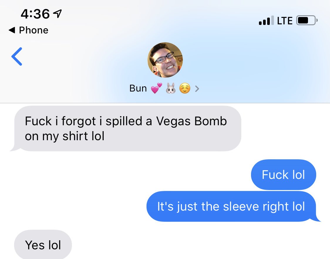 SidneyAvila's tweet photo. Not the good Brooks Brothers shirt! #textsfrombae https://t.co/MlkZ3rfEzQ