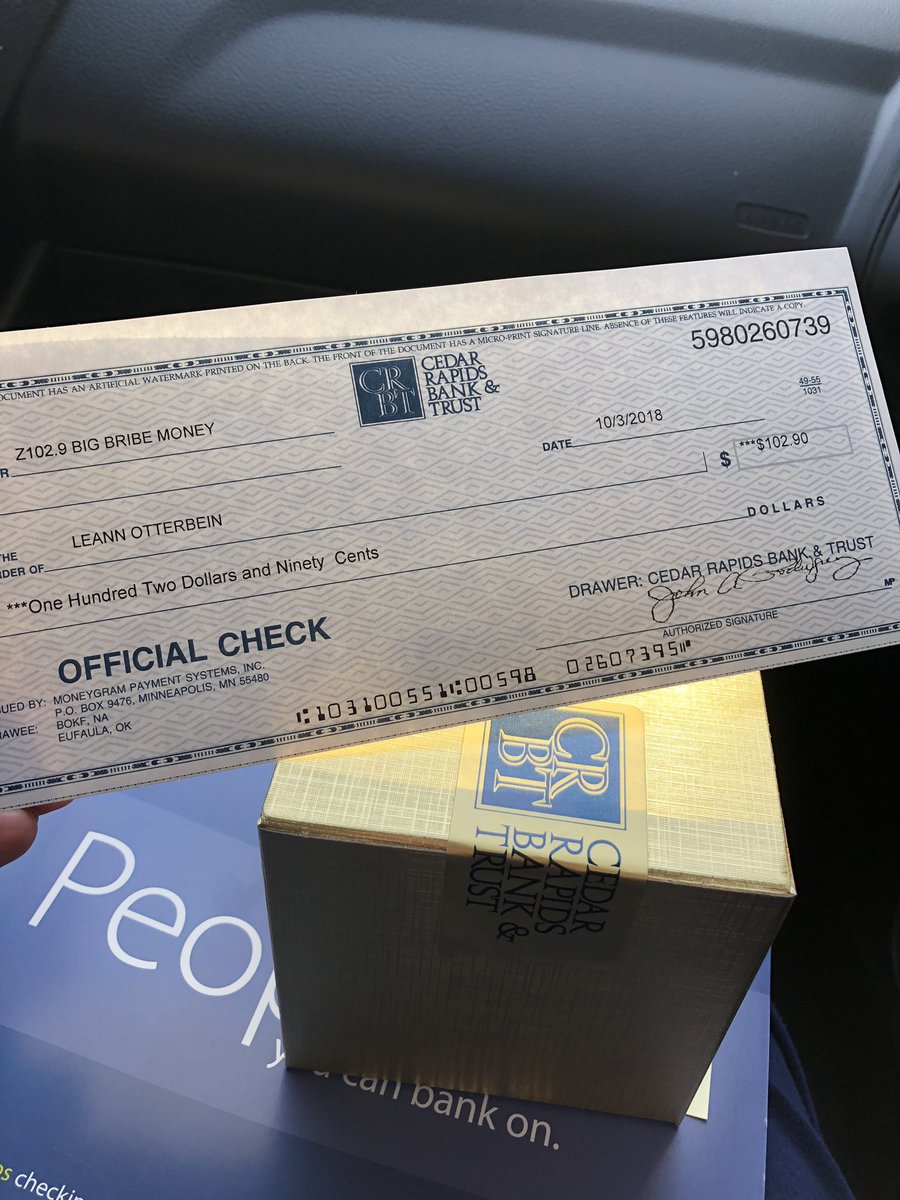 LWOtterbein's tweet photo. Thank you Cedar Rapids Bank and Trust and Z102.9 #BigBribe #CRB&T #Z1O2.9 #MorningScramble https://t.co/MlX468fEEo