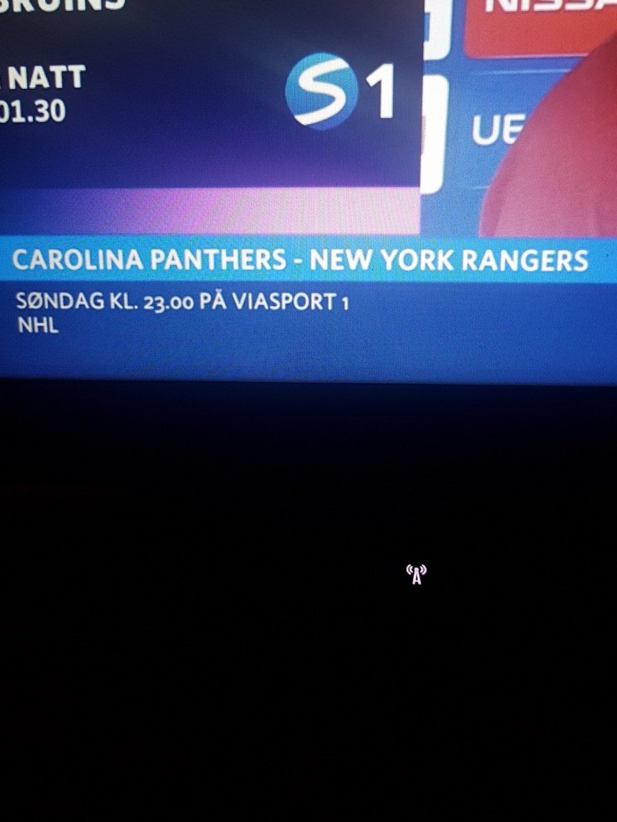 Til info, @ViasportNO, dere reklamerer på viasport1 i kveld for Canadians i natt i NHL (ishockeylaget heter Montreal Canadiens), samt en kamp mellom Carolina Panthers (NHL-laget heter Hurricanes) og New York Rangers på søndag!
Si ifra om dere trenger noen til å lese korrektur 😜