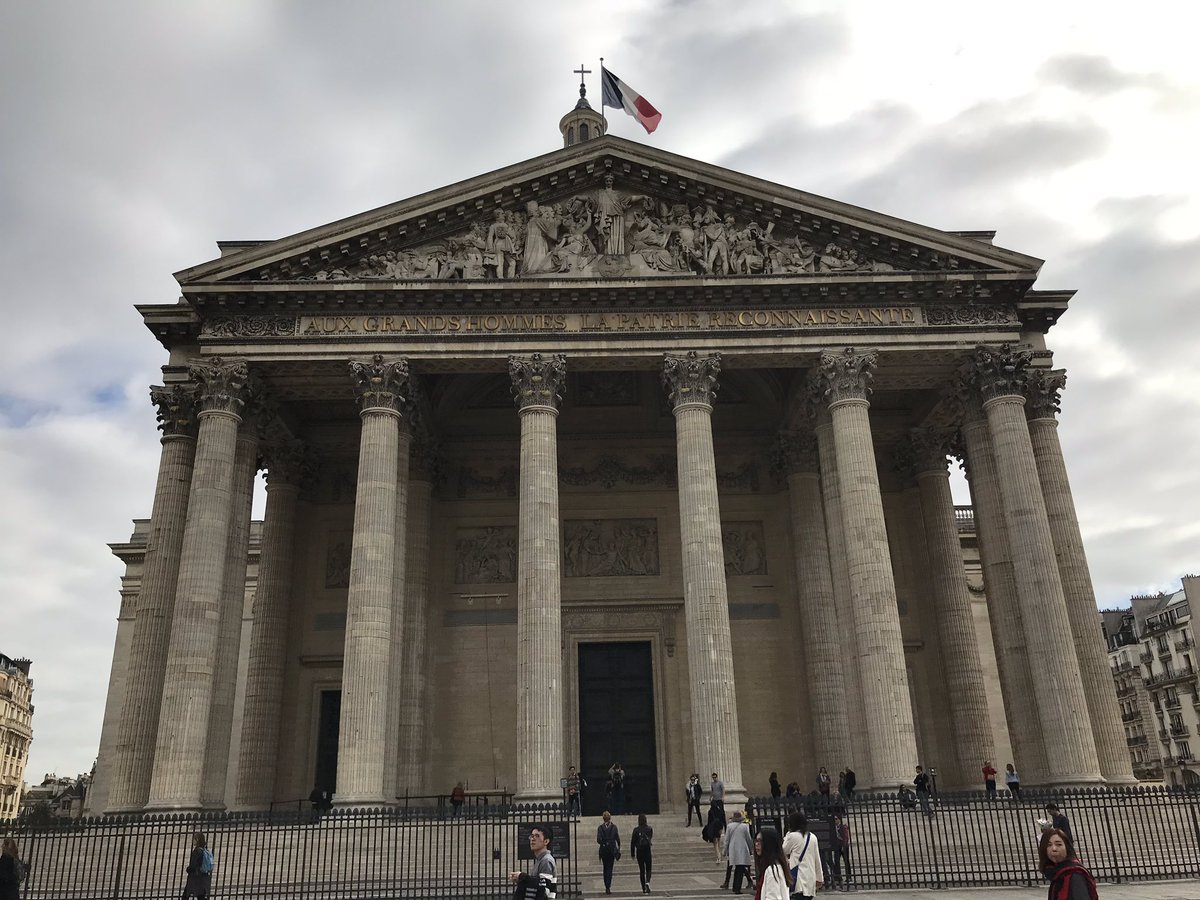 e_ettlin's tweet photo. Die Franzosen mögen das #Panthéon haben - wir haben die #AelggiAlp und die Tafel mit den Schweizern des Jahres #PoloHofer #DidierBurkhalter #StanislasWawrinka ..... https://t.co/UHuv4EGvAy