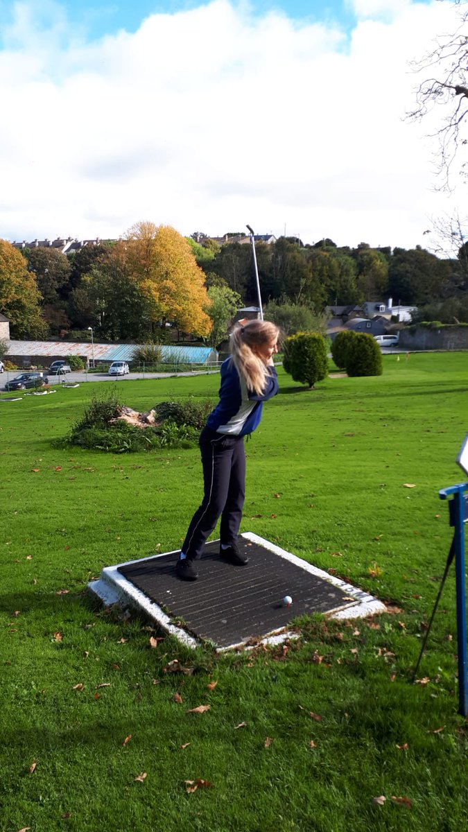 colmuirechaven's tweet image. Transition year students got to practice their golf skills today while playing some pitch and putt, more practice needed but some serious potential! #fore @tyyearireland @tydotie