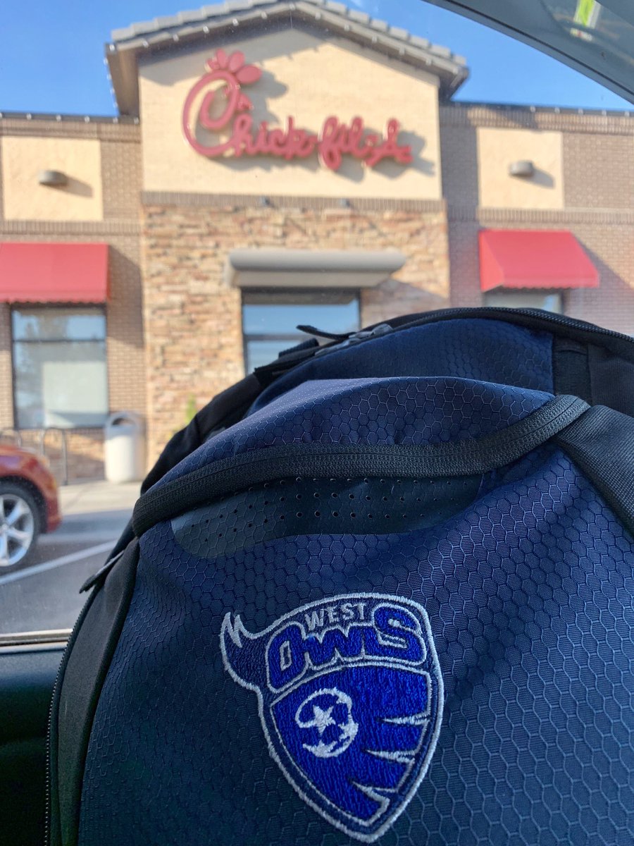 aweb9's tweet photo. @kcmomoftwo @MattTrumpp @MeganWinters28 @ProfEnright I'm up here supporting our OW Soccer booster club after practice, who's doing the same? #OWSoccer #ChickfilA https://t.co/soCVVrLNu7