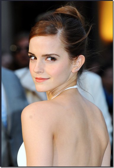 47. 우희진 아까 제가 헬레나 본햄 카터 적은 것 같은데 우희진씨 좀 헬레나 느낌 아닌가요... 옛날 얼굴이 하나도 안 변하고 그대로라는 것도 너무...